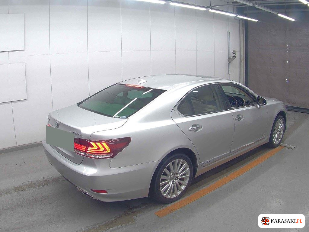 Lexus LS 2016 z aukcji japońskiej