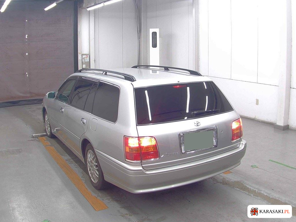 Toyota Crown Estate 2001 z aukcji japońskiej