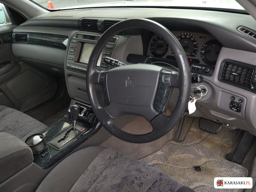 Toyota Crown Estate 2001 z aukcji japońskiej