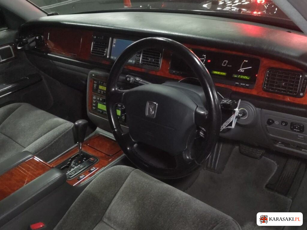 Toyota Century 2003 z aukcji japońskiej