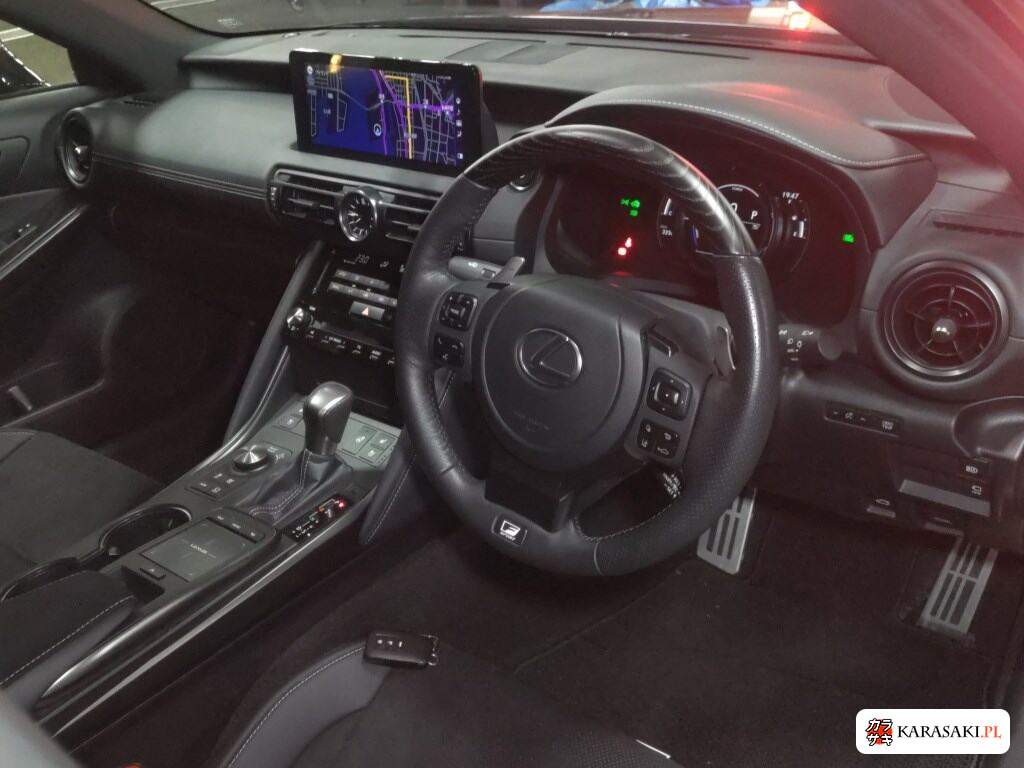 Lexus Is 2025 z aukcji japońskiej