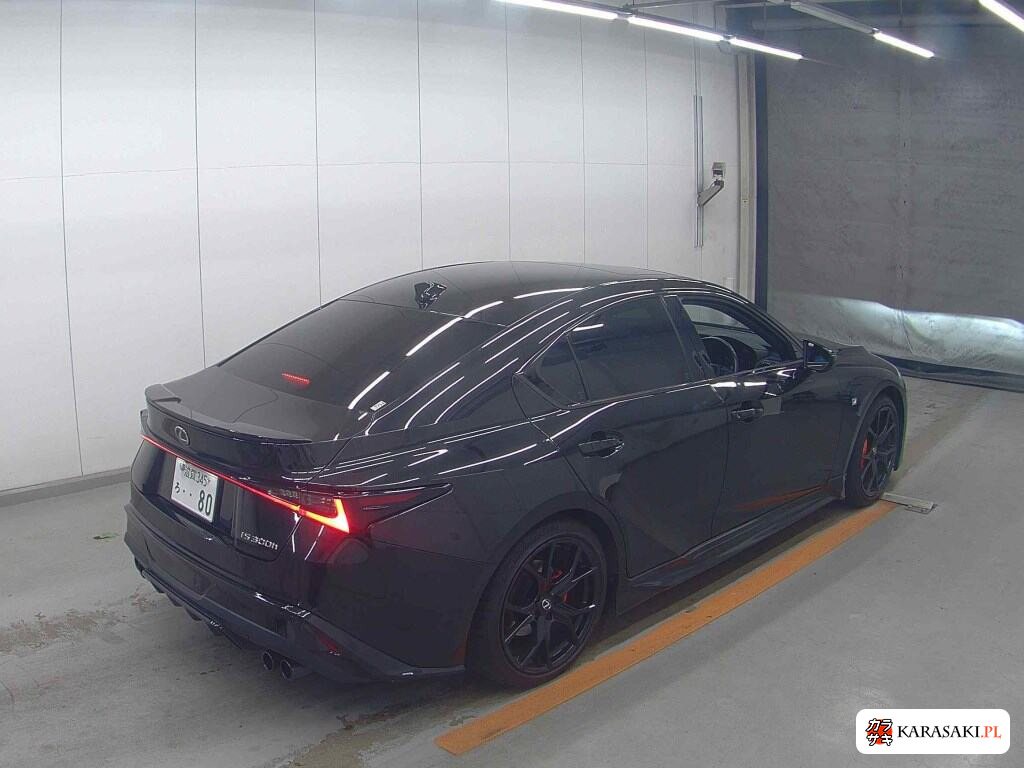 Lexus Is 2025 z aukcji japońskiej
