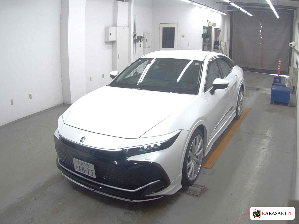 Toyota Crown Crossover 2024 z aukcji japońskiej