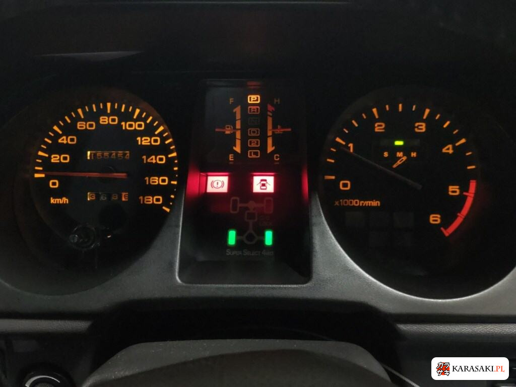 Mitsubishi Pajero 1992 z aukcji japońskiej