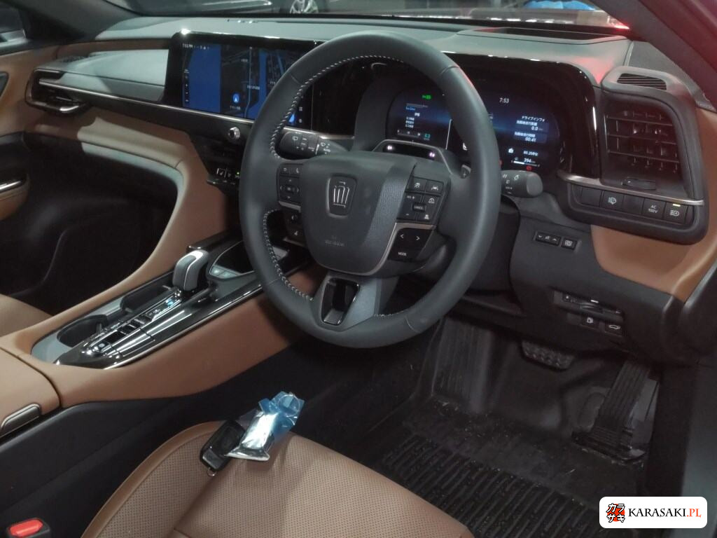 Toyota Crown Estate 2026 z aukcji japońskiej