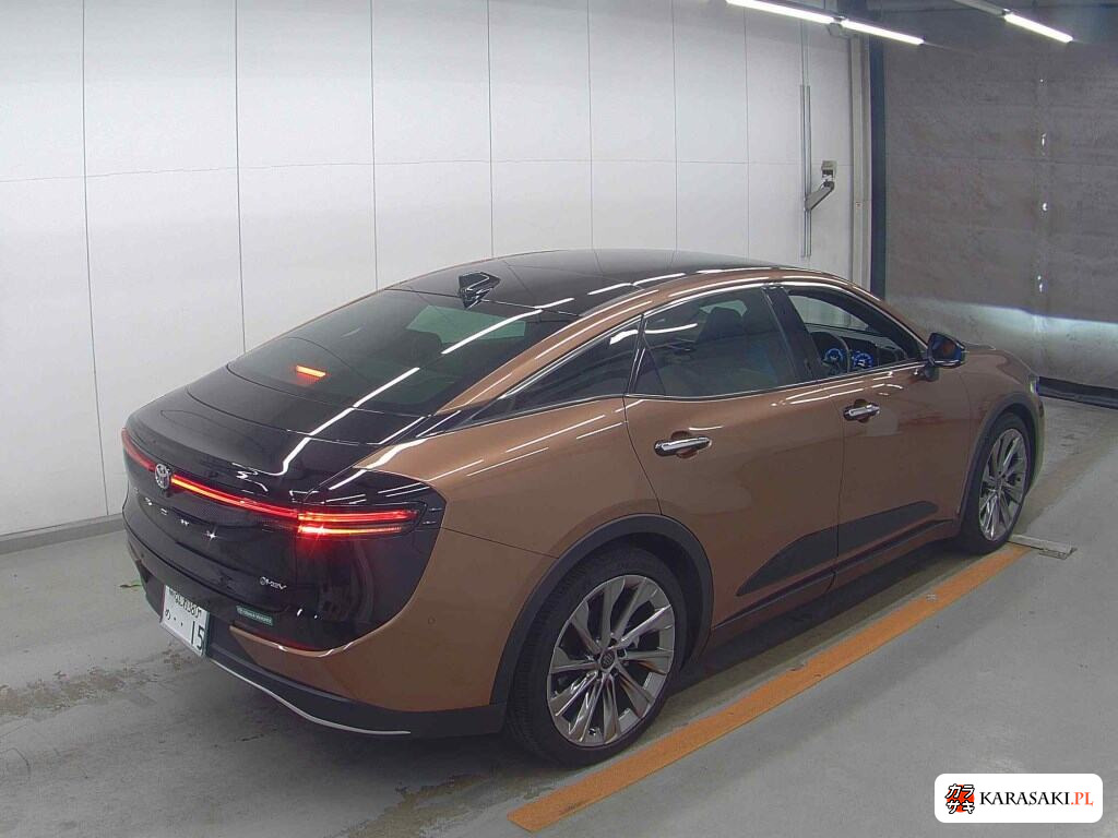 Toyota Crown Crossover 2024 z aukcji japońskiej