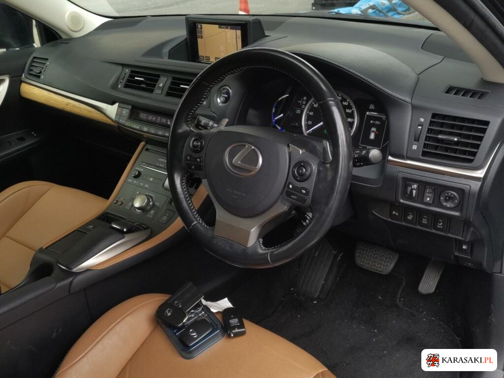 Lexus CT 2016 z aukcji japońskiej