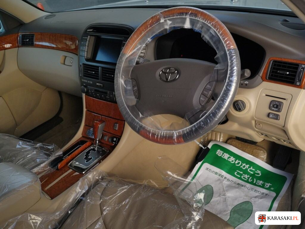 Toyota Celsior 2006 z aukcji japońskiej