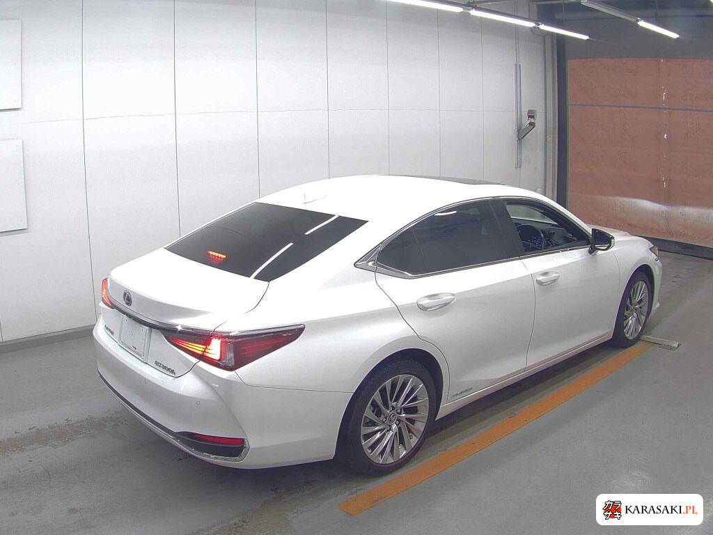 Lexus Es 2021 z aukcji japońskiej