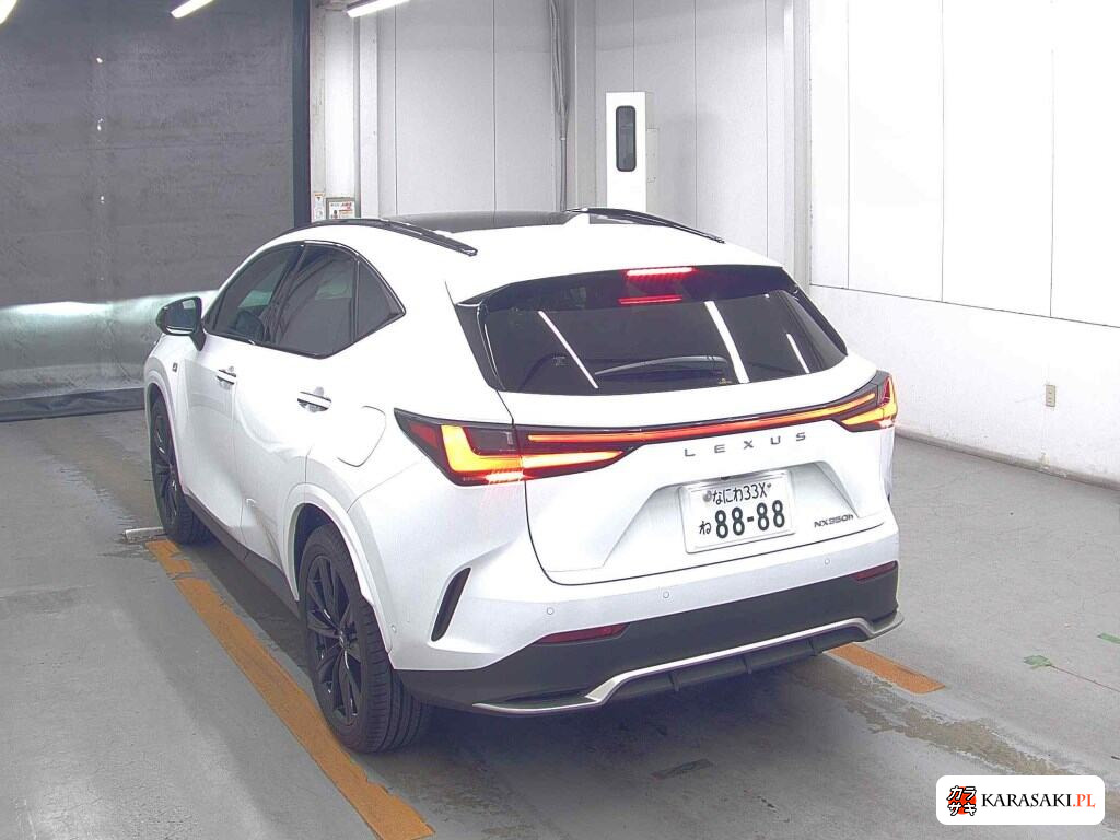 Lexus NX 2024 z aukcji japońskiej