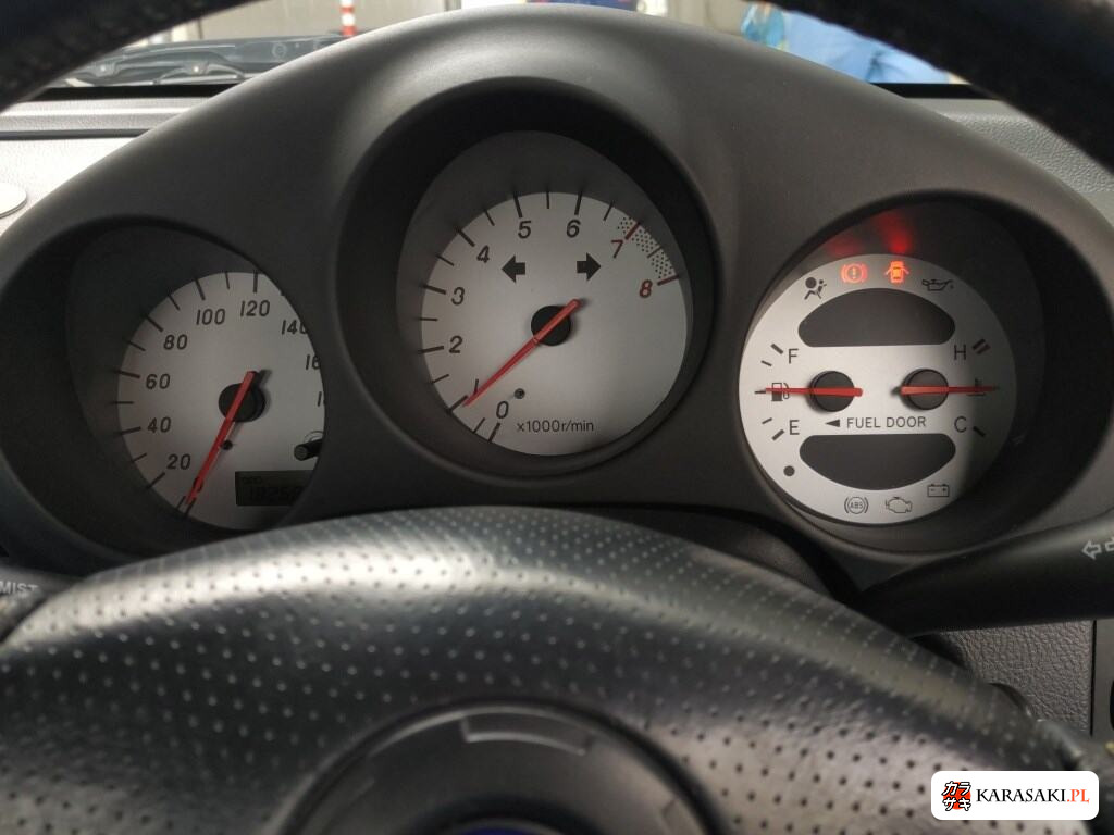 Toyota MR-S 2001 z aukcji japońskiej