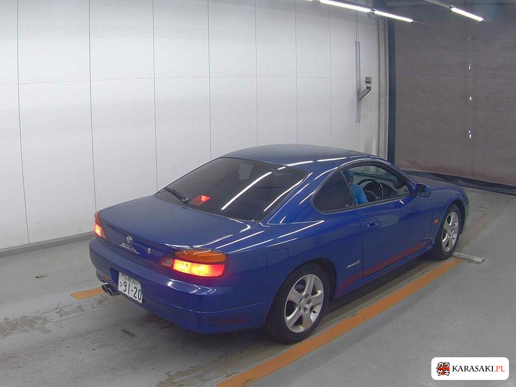 Nissan Silvia 2002 з японського аукціону