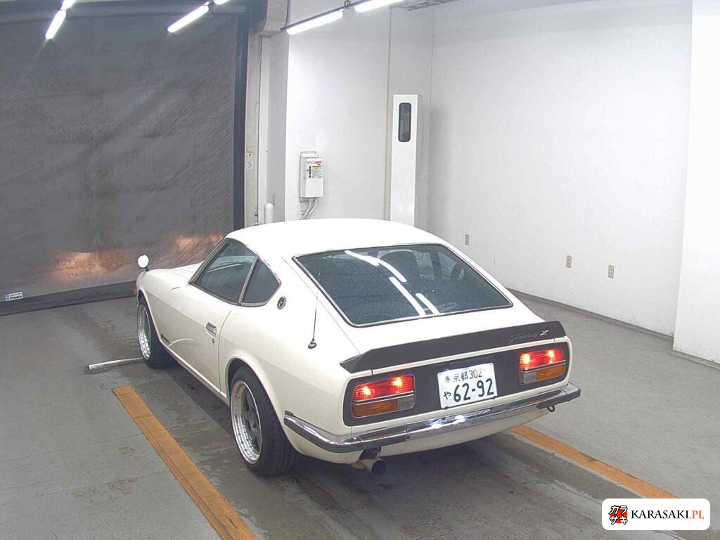 Nissan Fairlady Z 1973 z aukcji japońskiej