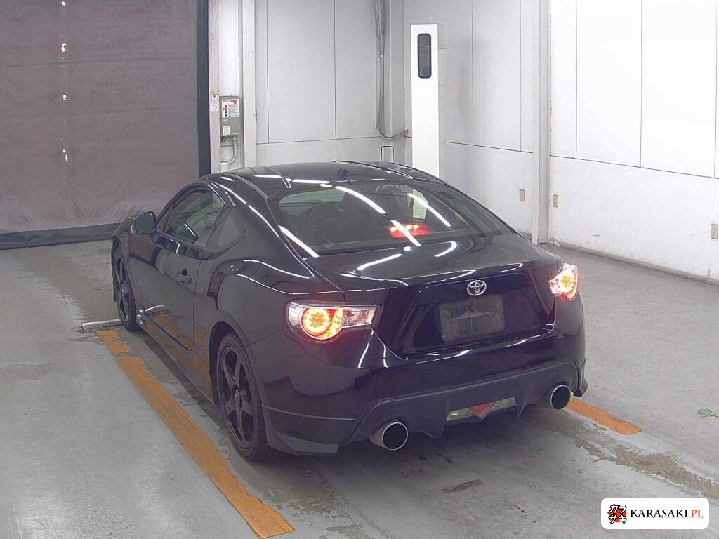 Toyota 86 2012 z aukcji japońskiej