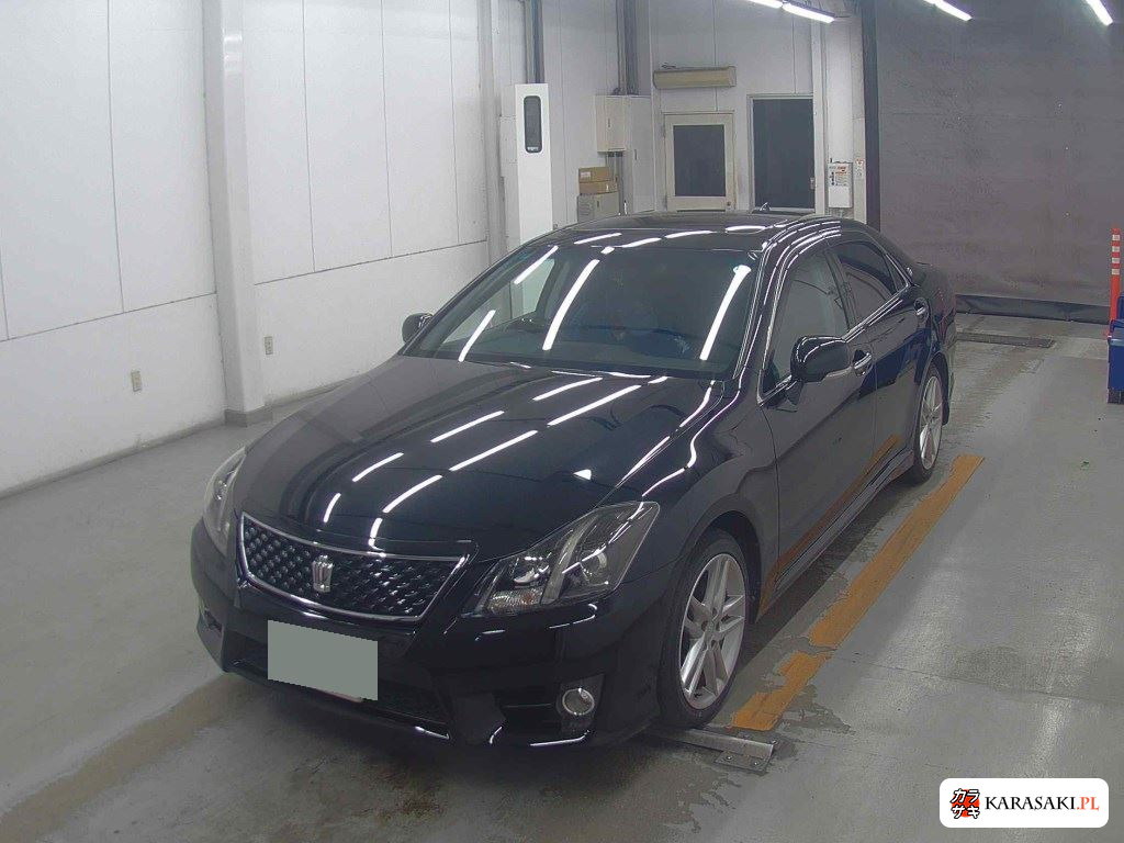 Toyota Crown 2011 z aukcji japońskiej