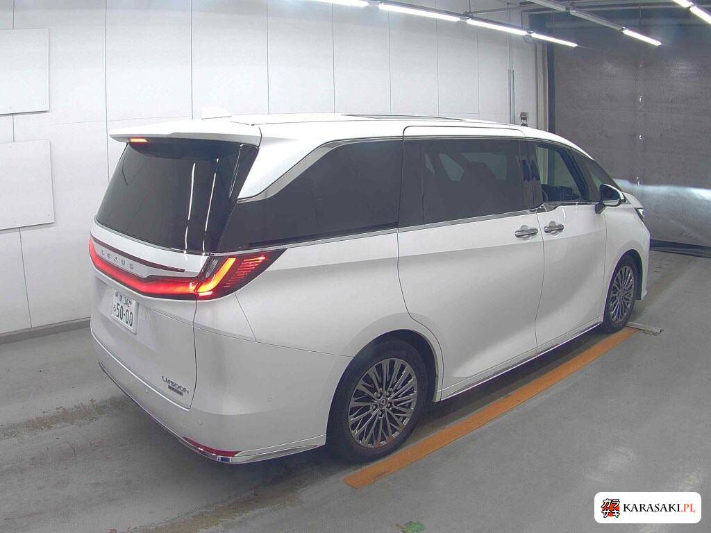 Lexus LM 2025 from a Japanese auction