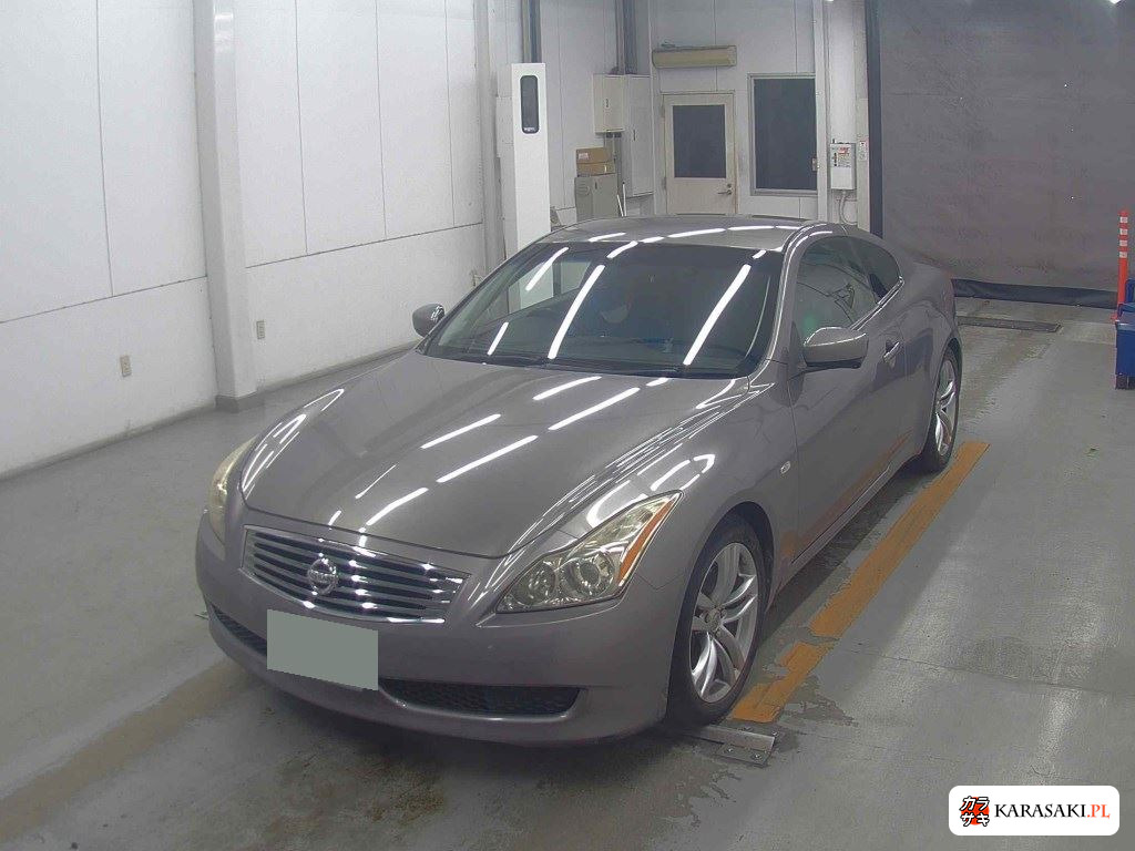 Nissan Skyline 2010 z aukcji japońskiej