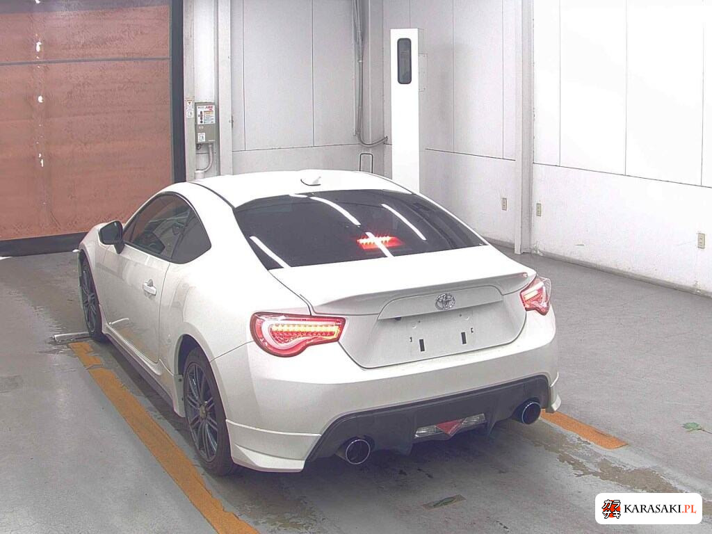 Toyota 86 2013 z aukcji japońskiej