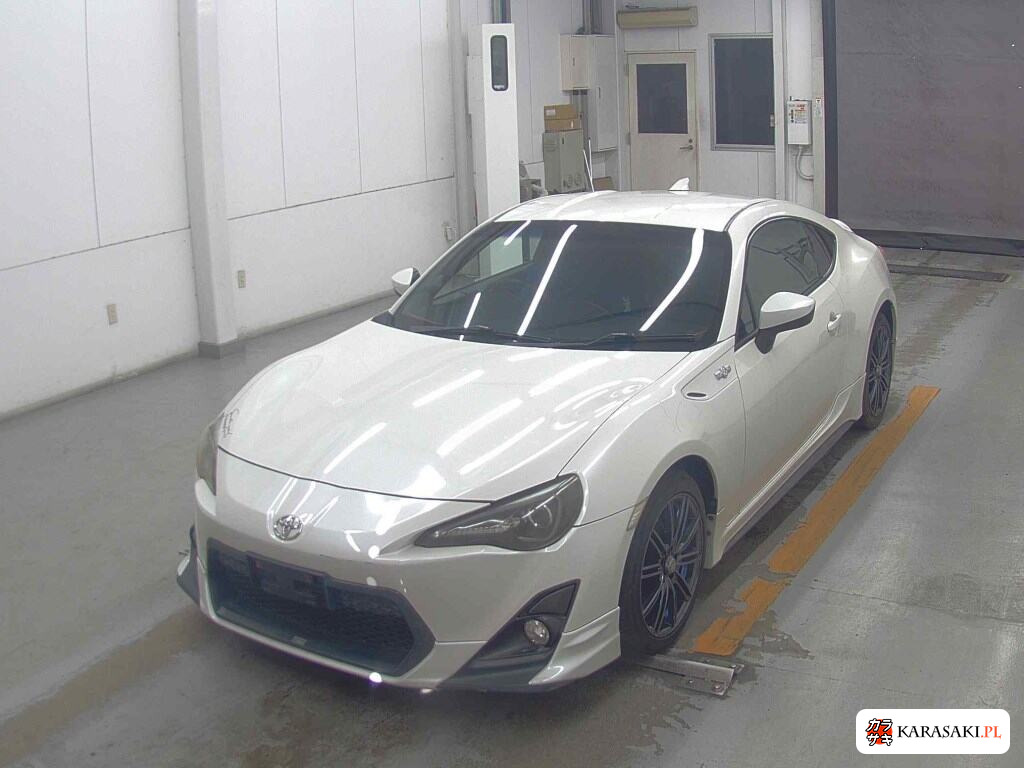 Toyota 86 2013 z aukcji japońskiej