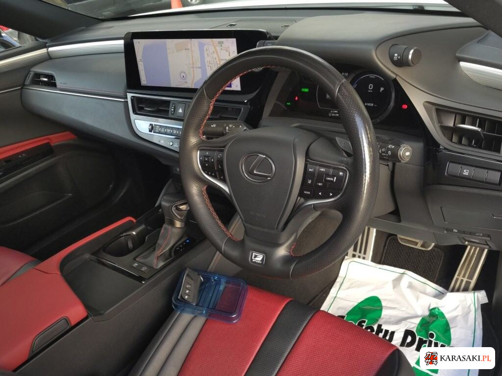 Lexus Es 2023 z aukcji japońskiej