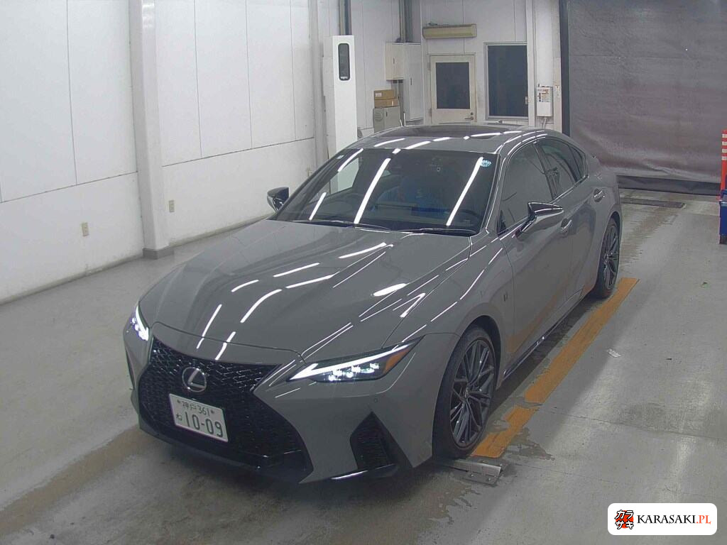 Lexus Is 2024 z aukcji japońskiej
