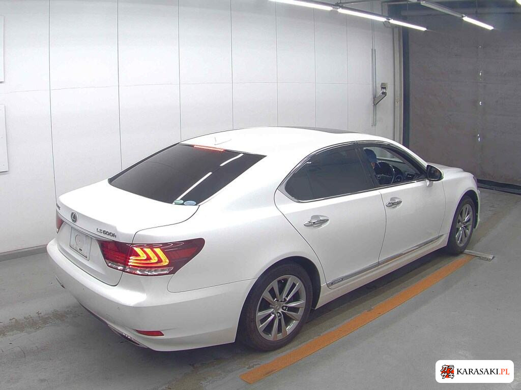 Lexus LS 2016 z aukcji japońskiej