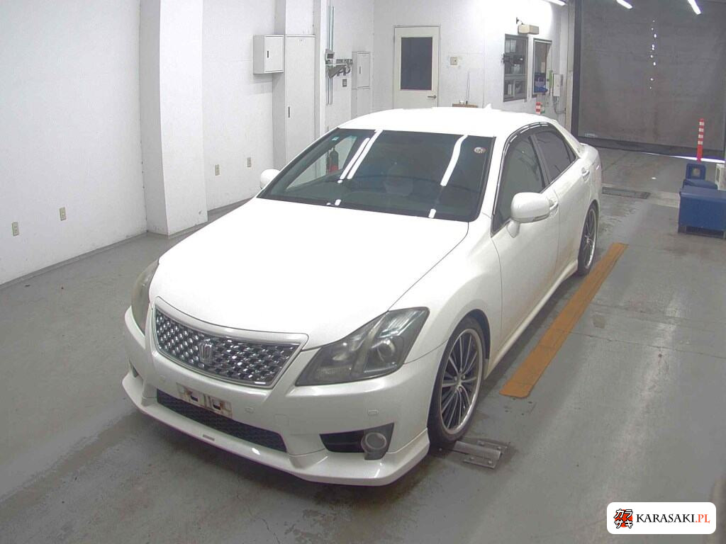 Toyota Crown 2011 z aukcji japońskiej