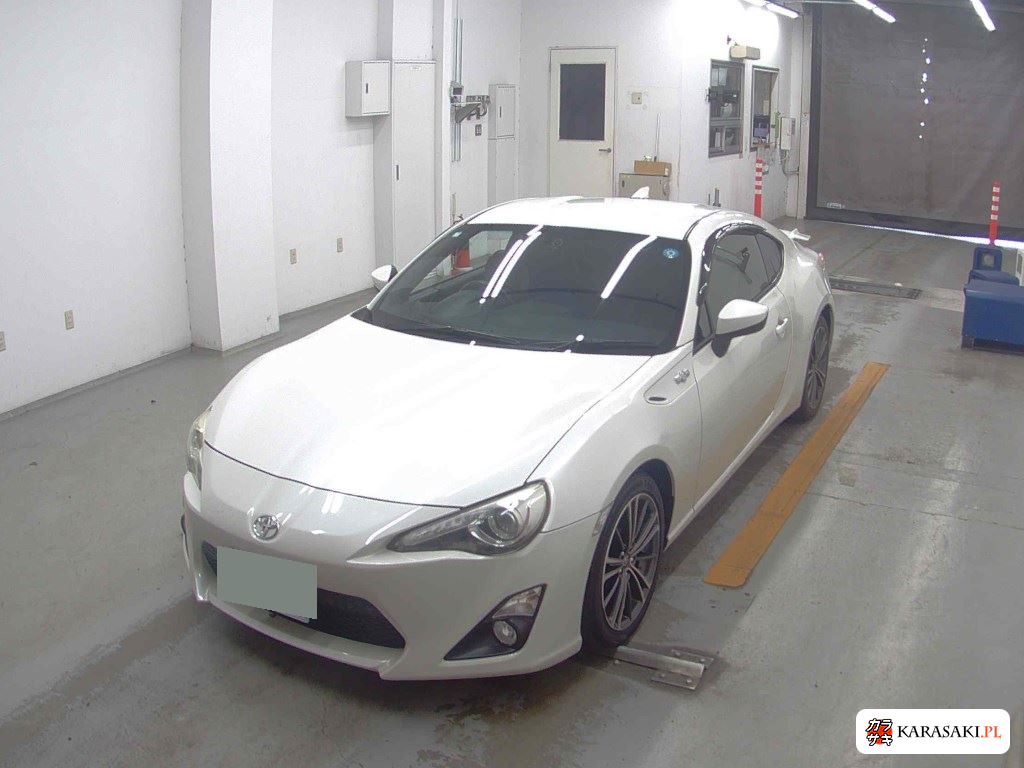 Toyota 86 2013 z aukcji japońskiej