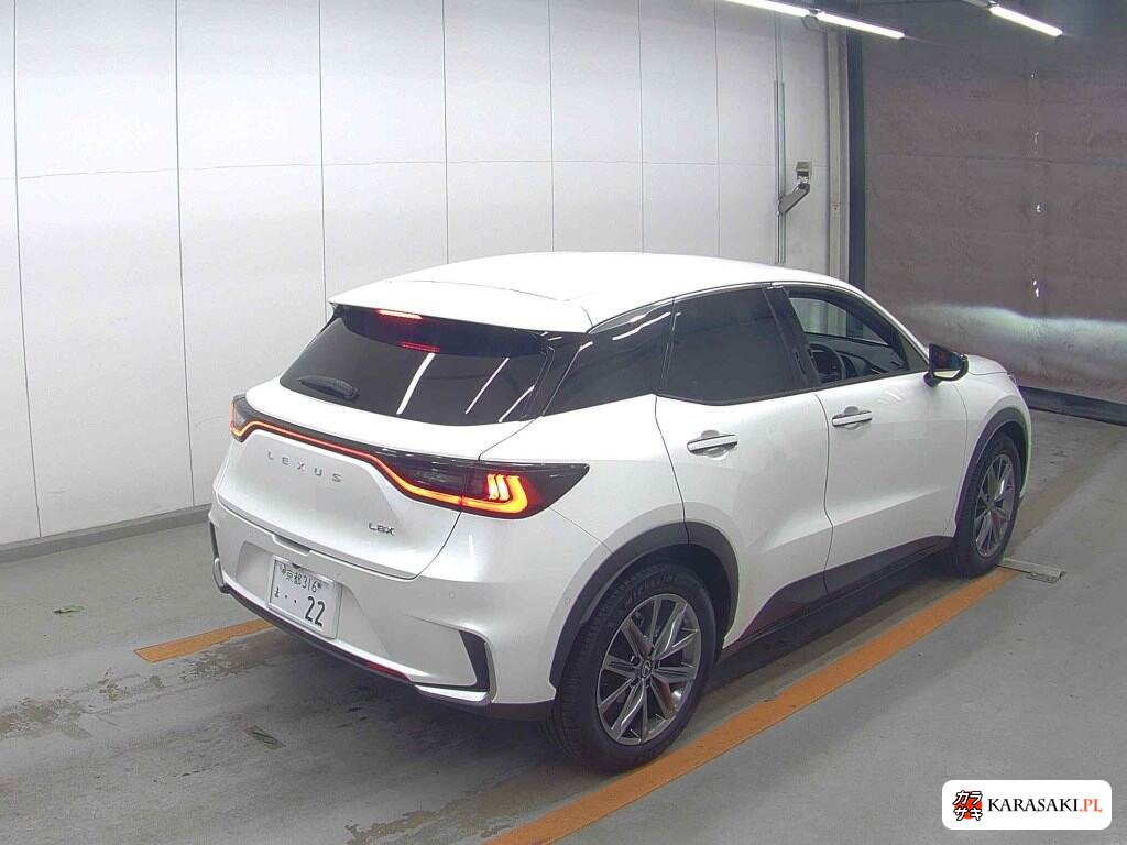 Lexus LBX 2025 z aukcji japońskiej