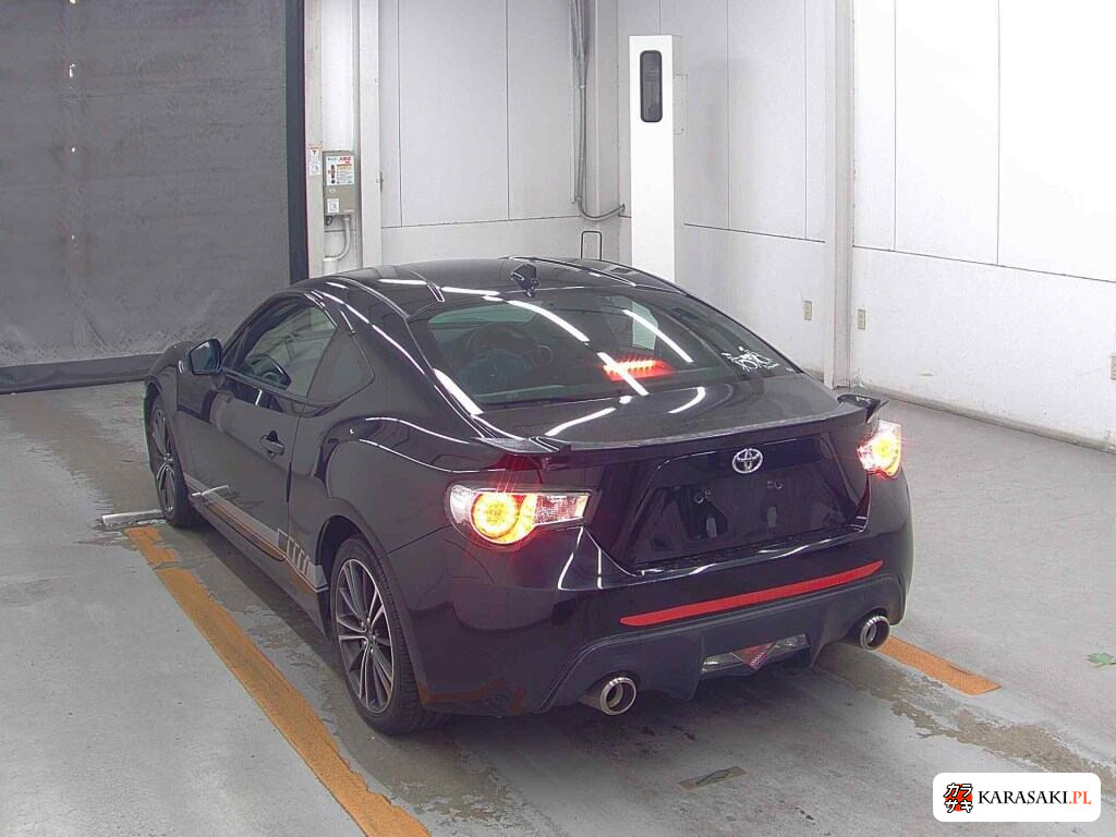 Toyota 86 2014 z aukcji japońskiej