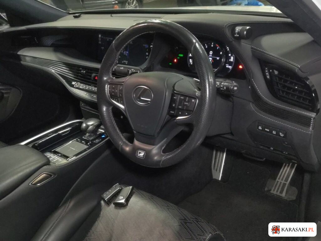 Lexus LS 2017 z aukcji japońskiej