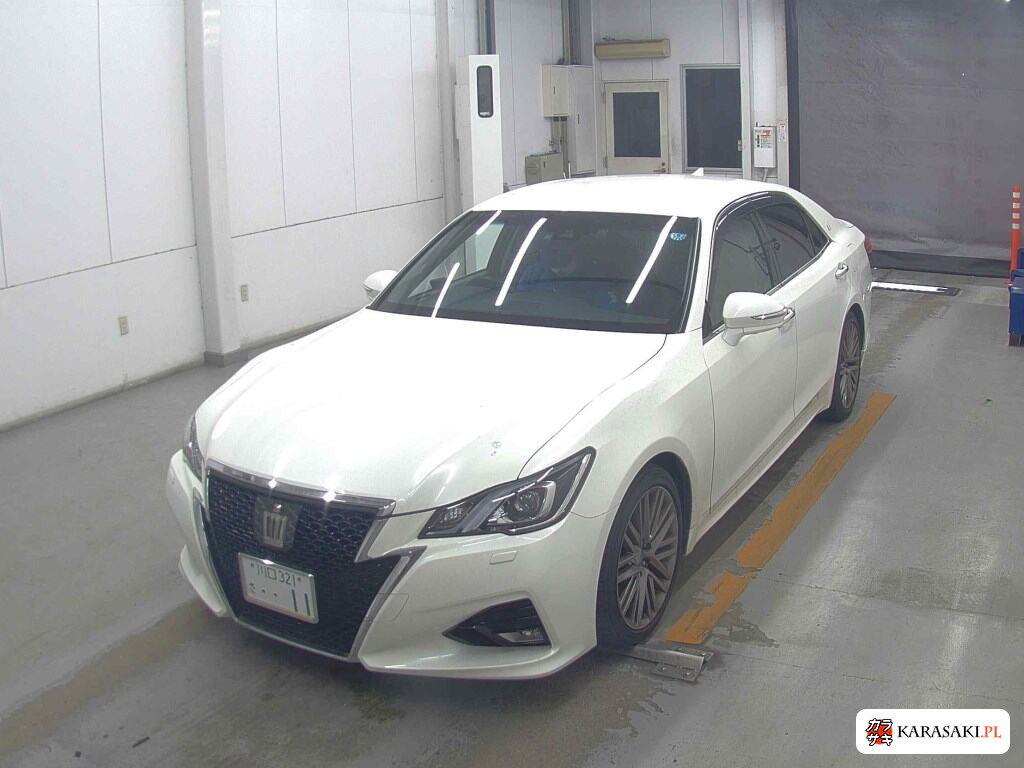 Toyota Crown 2018 z aukcji japońskiej