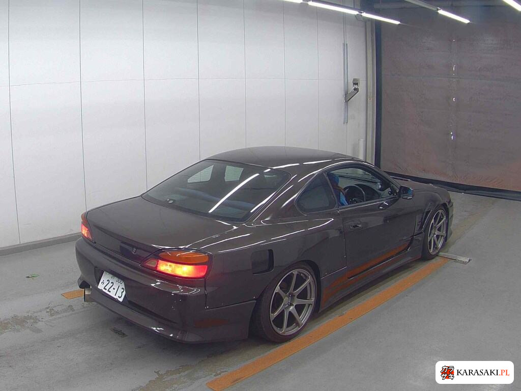 Nissan Silvia 2000 z aukcji japońskiej