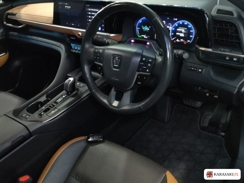 Toyota Crown Crossover 2022 z aukcji japońskiej