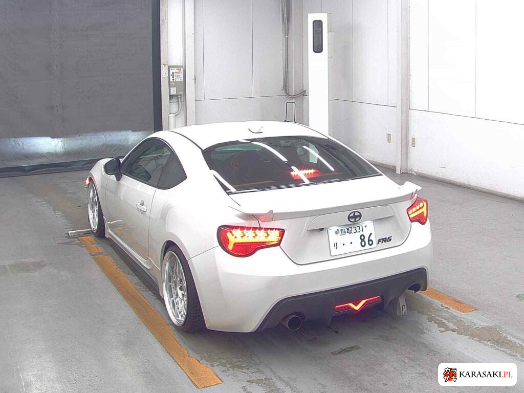 Toyota 86 2013 z aukcji japońskiej
