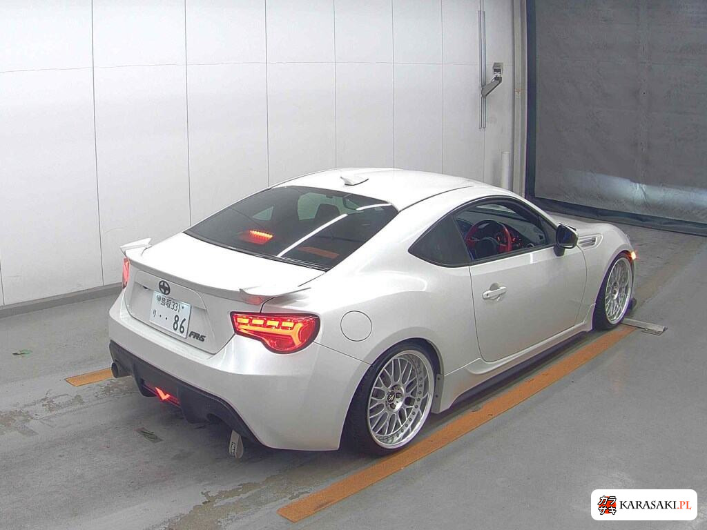 Toyota 86 2013 z aukcji japońskiej