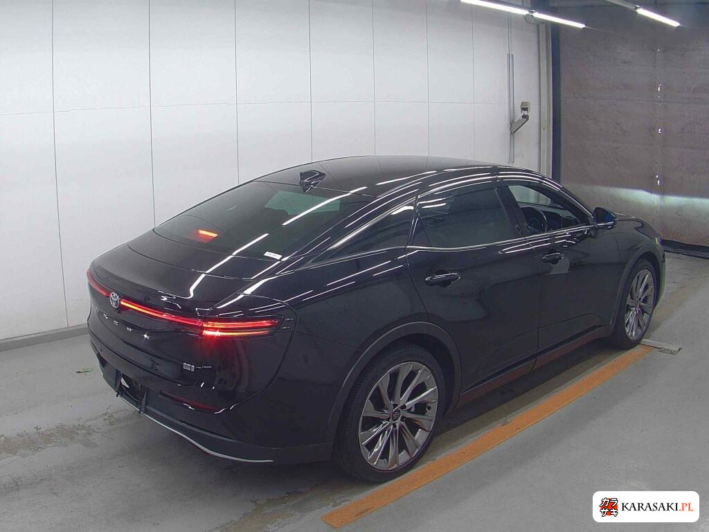 Toyota Crown Crossover 2023 z aukcji japońskiej