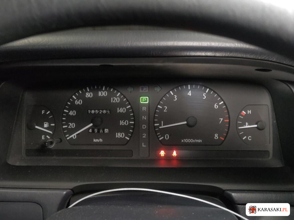 Toyota Crown 1996 z aukcji japońskiej