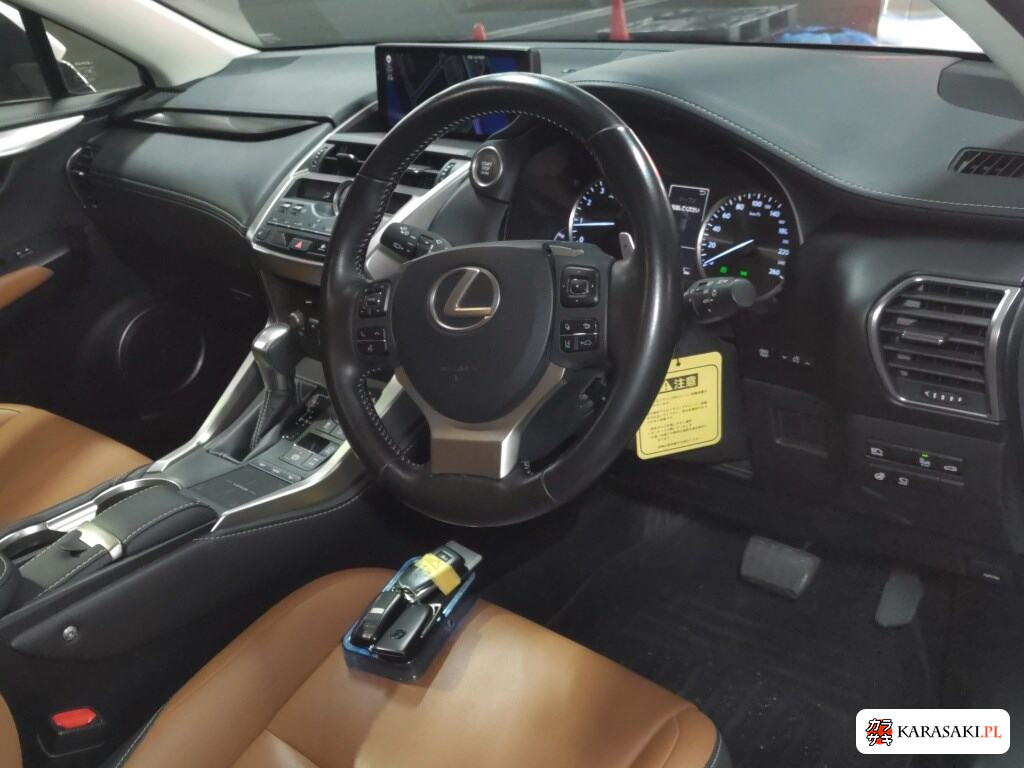 Lexus NX 2018 z aukcji japońskiej
