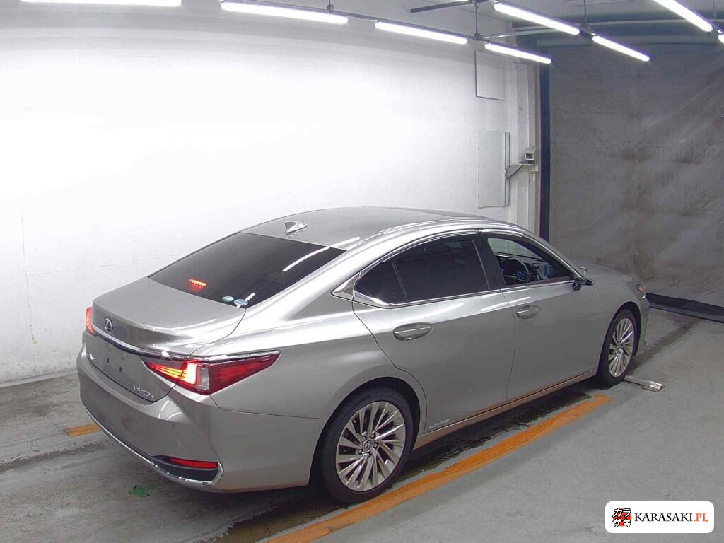 Lexus Es 2020 z aukcji japońskiej