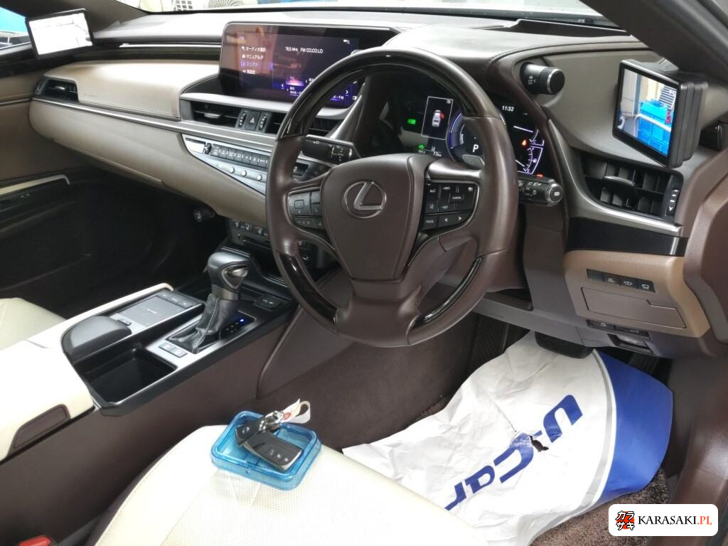 Lexus Es 2020 z aukcji japońskiej