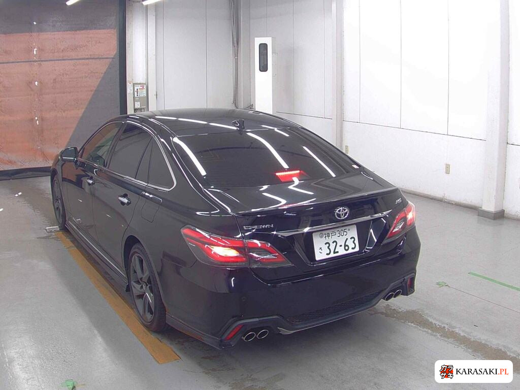 Toyota Crown 2020 z aukcji japońskiej