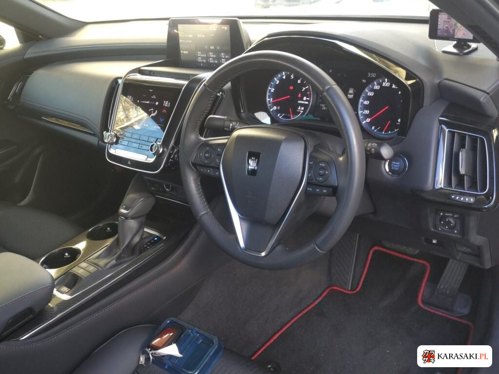 Toyota Crown 2020 z aukcji japońskiej