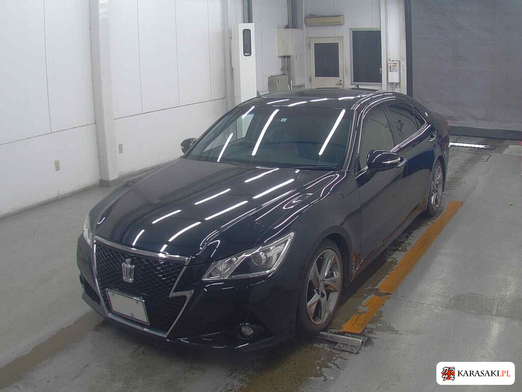 Toyota Crown 2013 z aukcji japońskiej