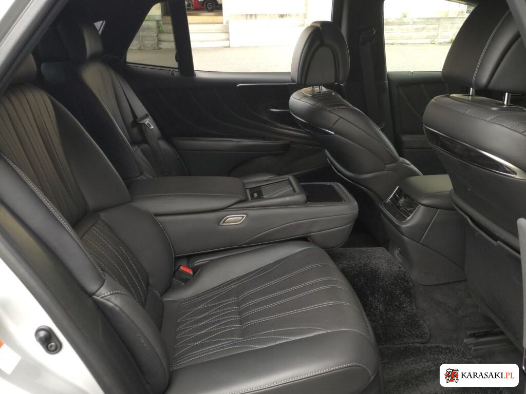 Lexus LS 2018 z aukcji japońskiej