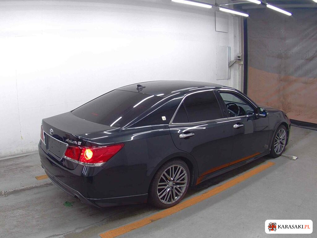 Toyota Crown 2015 z aukcji japońskiej