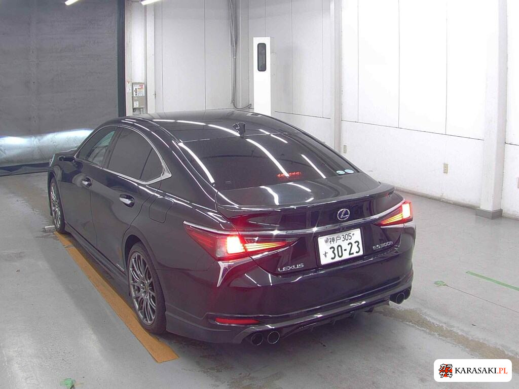 Lexus Es 2019 z aukcji japońskiej