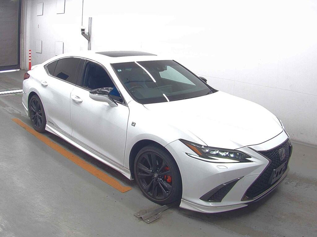 Lexus Es 2021 z aukcji japońskiej