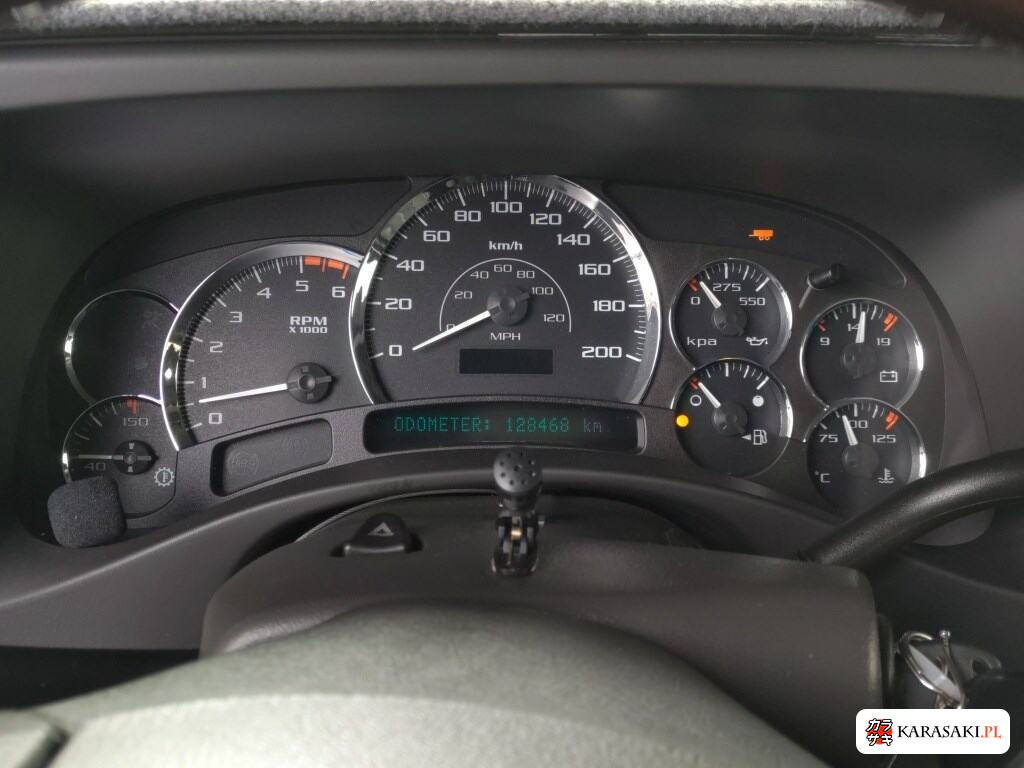 Cadillac Escalade 2005 z aukcji japońskiej