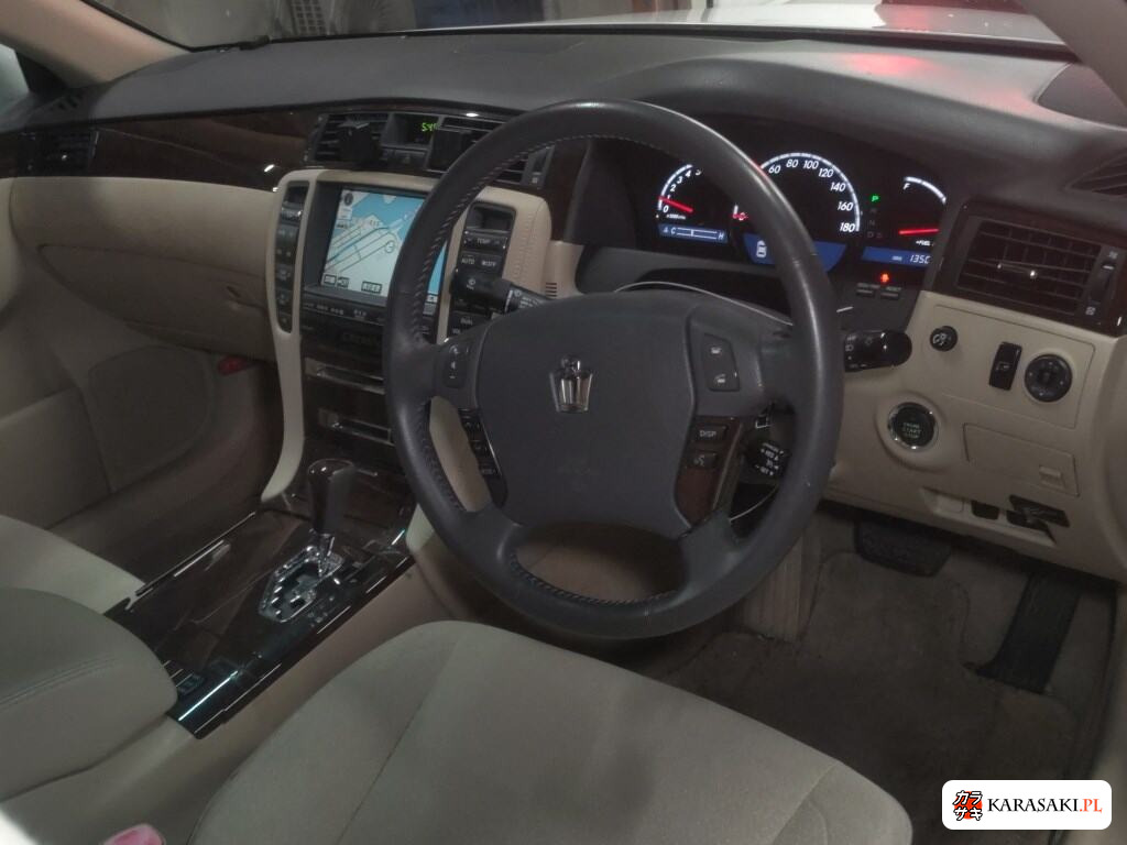 Toyota Crown 2007 z aukcji japońskiej
